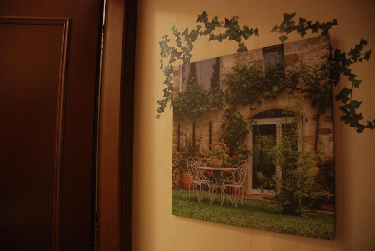 B&B Colline Verdi Vitinia ภายนอก รูปภาพ